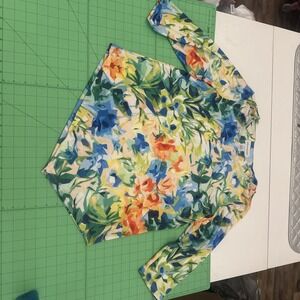 Alfred Dunner 3/4 Sleeve Floral Blouse Size Small With A V Bottom